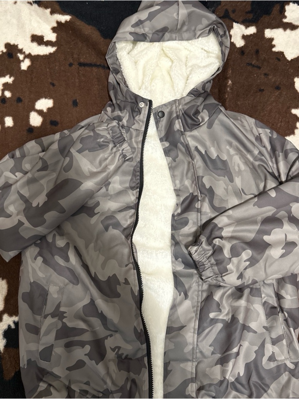 Woman’s Long Gray Camo Hooded Winter Jacket with Sherpa Lining, New